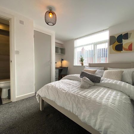 Nice Living Serviced Accommodations 2 Ковънтри Екстериор снимка