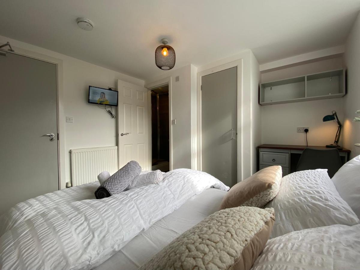 Nice Living Serviced Accommodations 2 Ковънтри Екстериор снимка