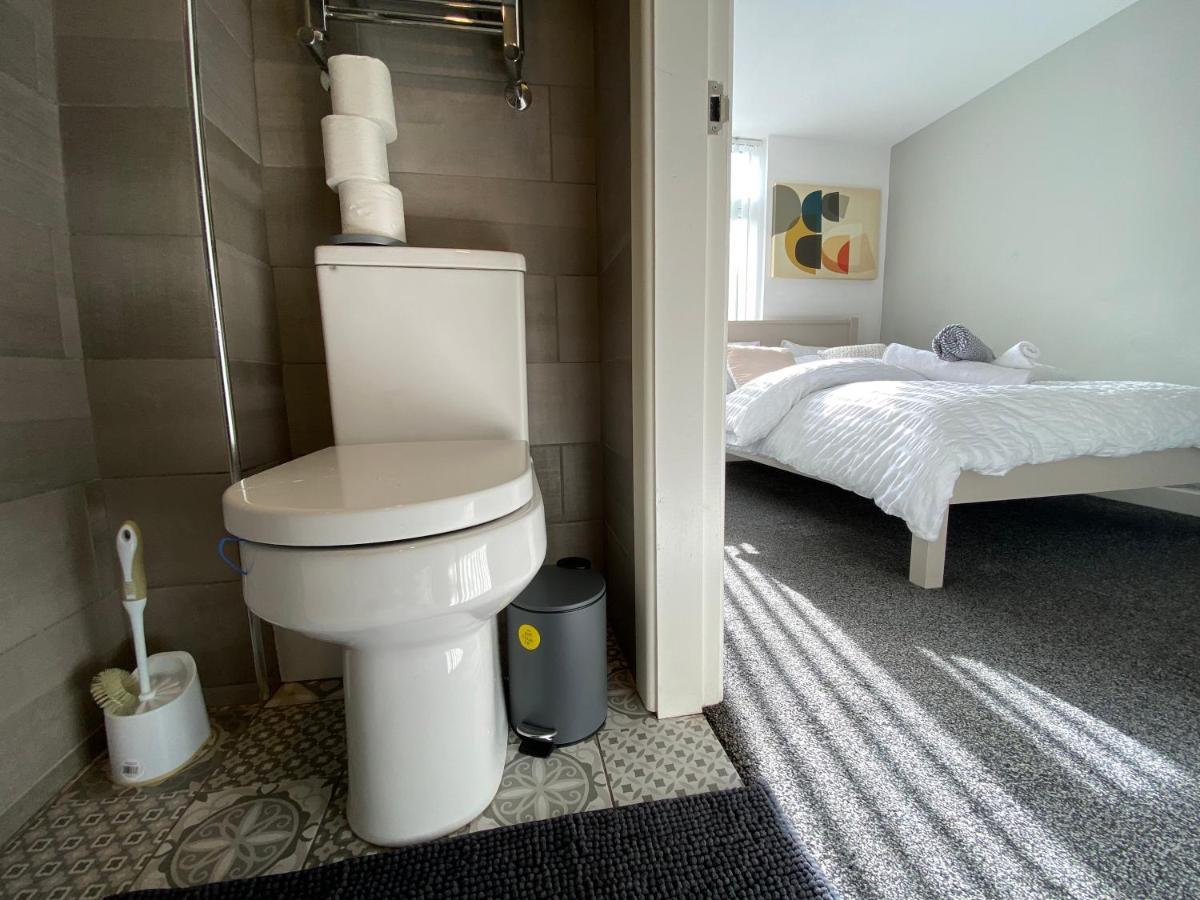 Nice Living Serviced Accommodations 2 Ковънтри Екстериор снимка