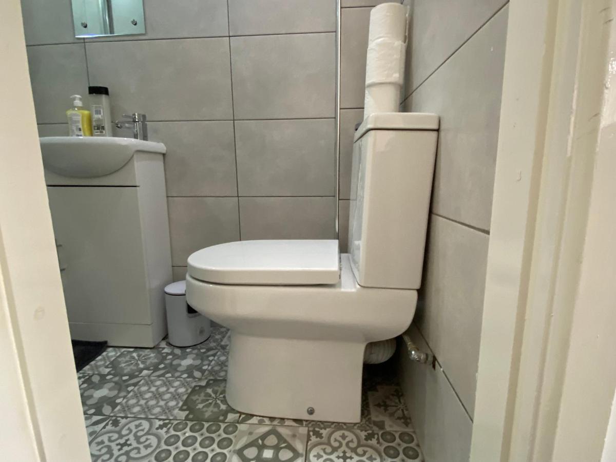 Nice Living Serviced Accommodations 2 Ковънтри Екстериор снимка